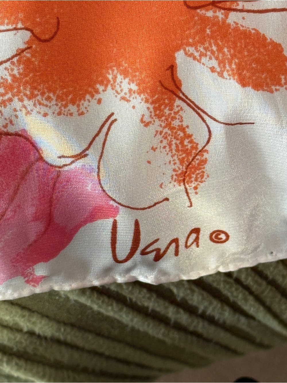 Unao Women's Pink and Orange Floral Scarf